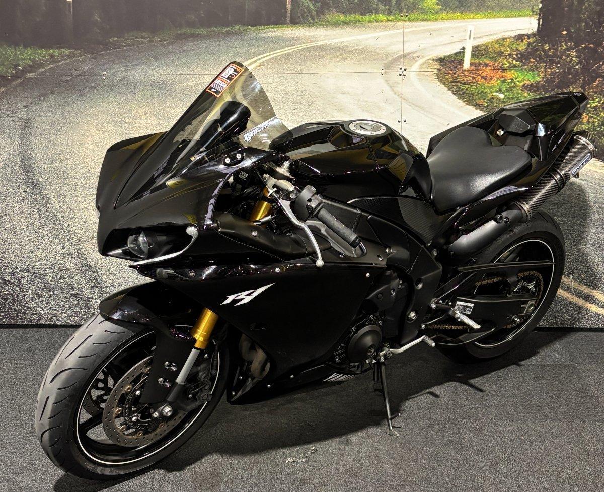 2013 YAMAHA YZF-R1 SPORTS