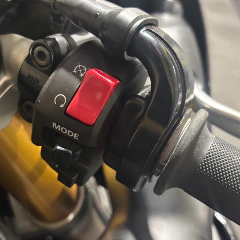 2013 YAMAHA YZF-R1 SPORTS