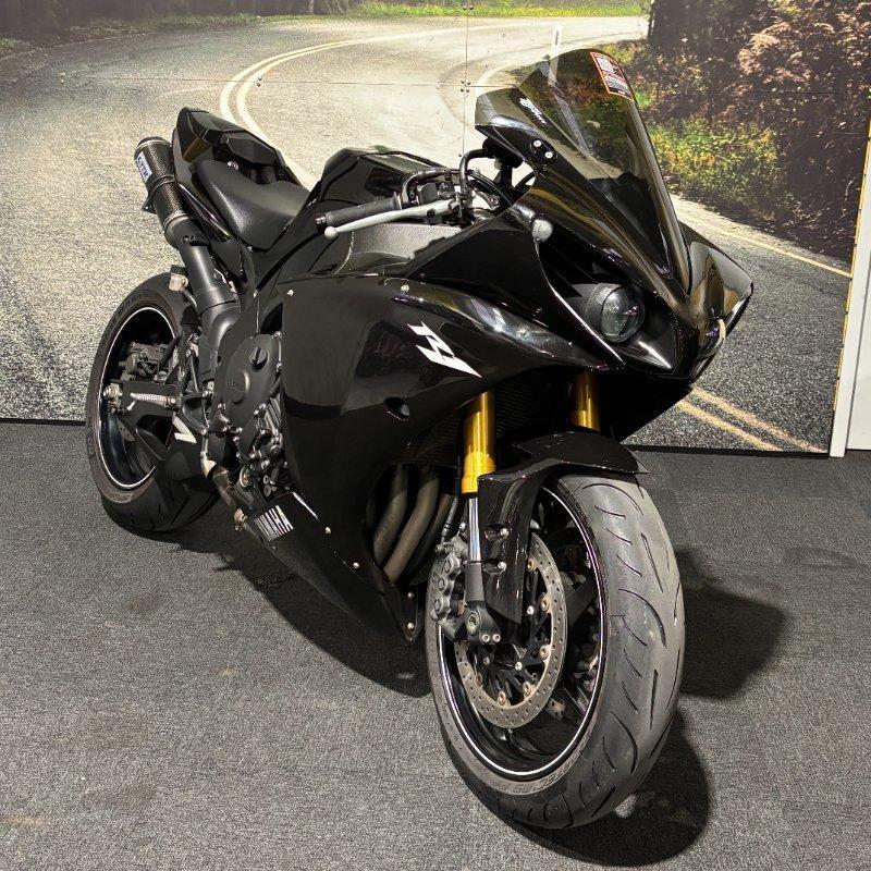 2013 YAMAHA YZF-R1 SPORTS