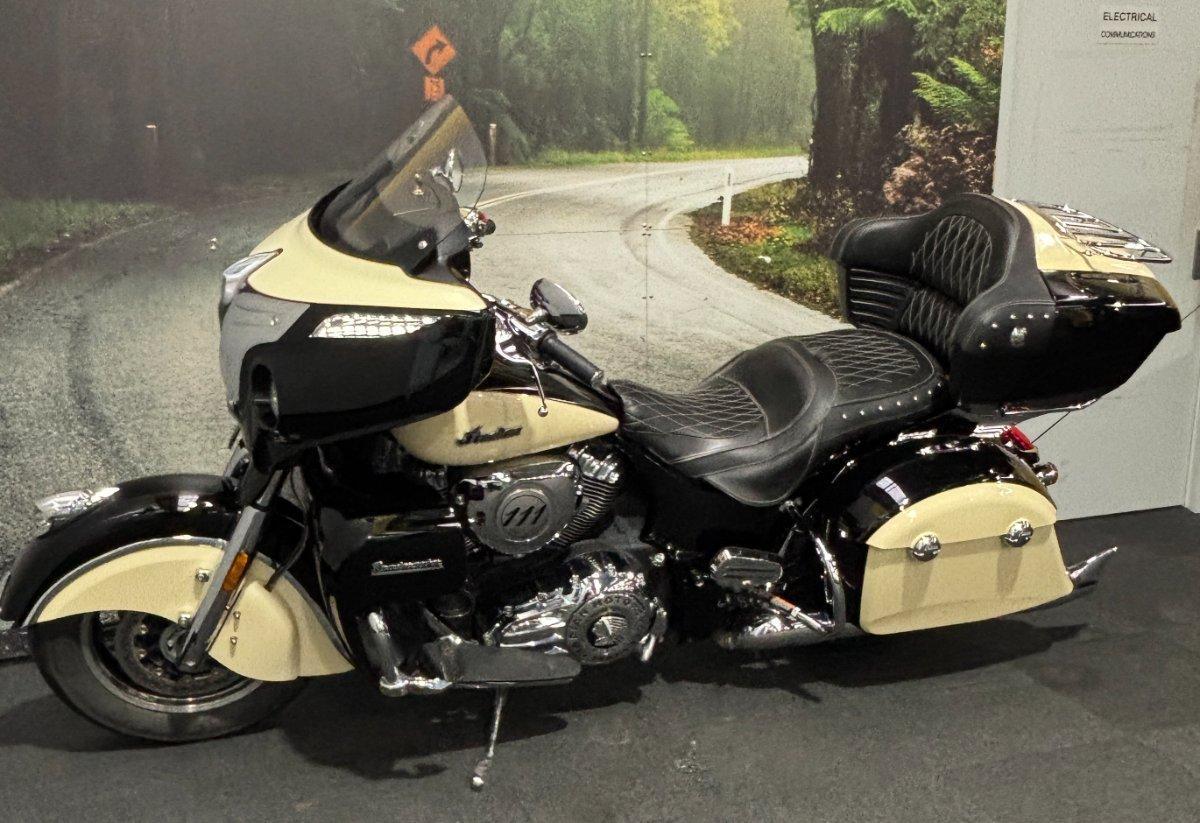 2017 INDIAN ROADMASTER CLASSIC CRUISER