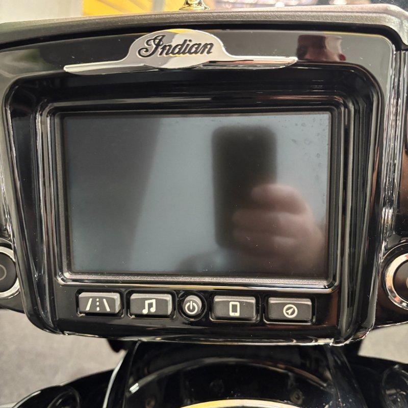 2017 INDIAN ROADMASTER CLASSIC CRUISER