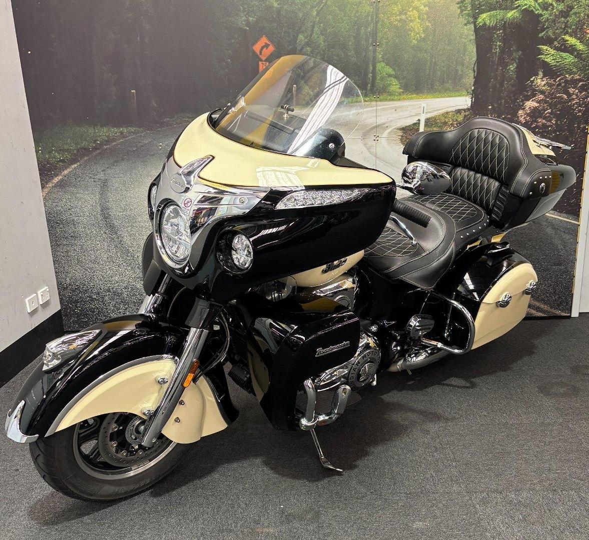 2017 INDIAN ROADMASTER CLASSIC CRUISER