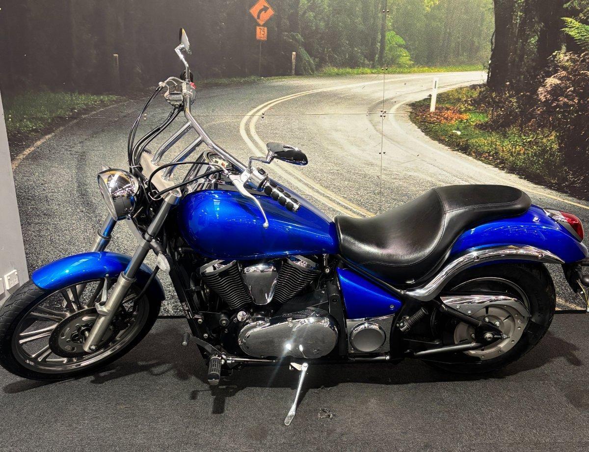 2006 KAWASAKI VULCAN 900 (VN900) CUSTOM CRUISER