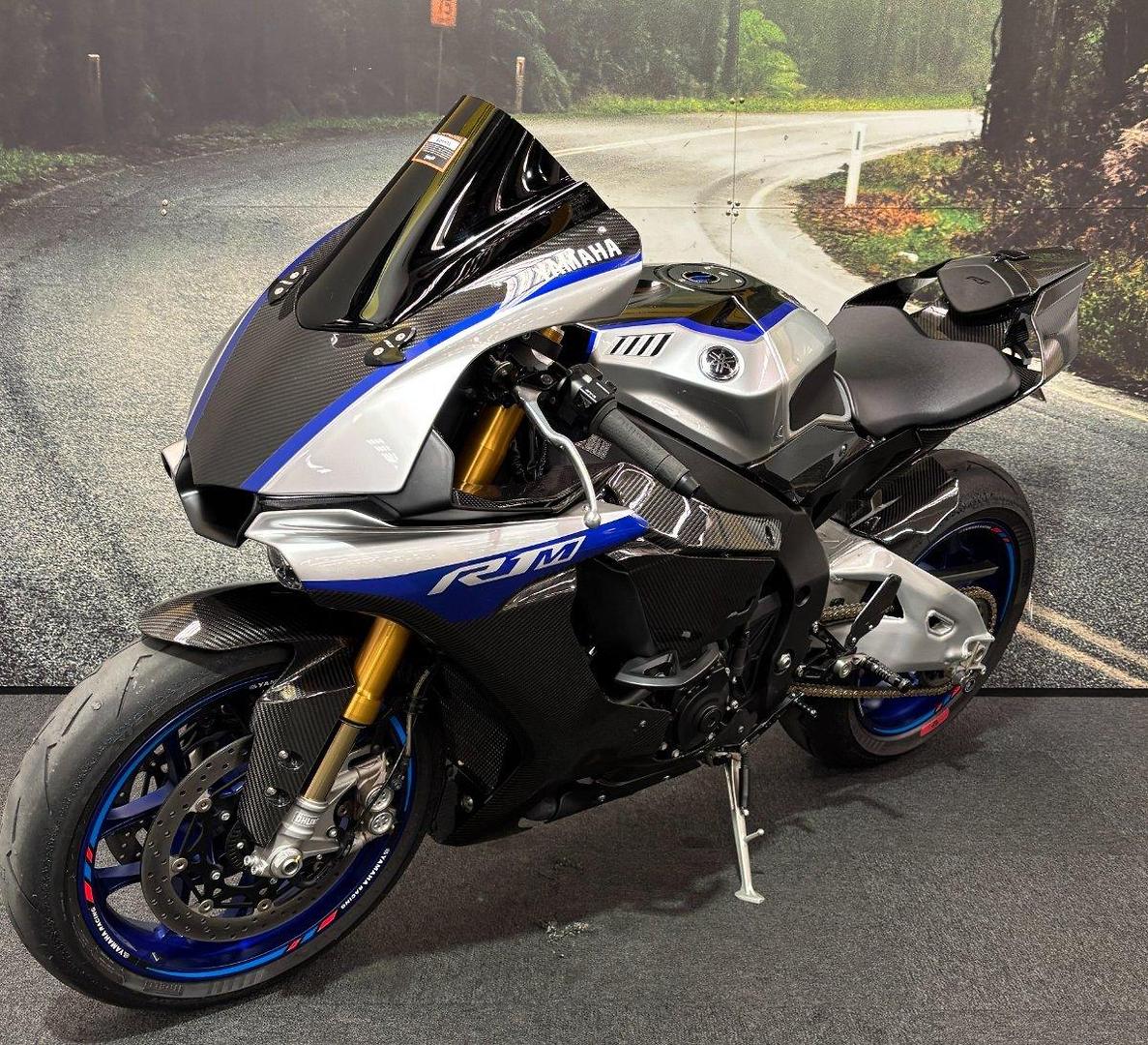 2019 YAMAHA YZF-R1 M SPORTS