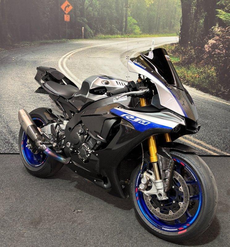 2019 YAMAHA YZF-R1 M SPORTS