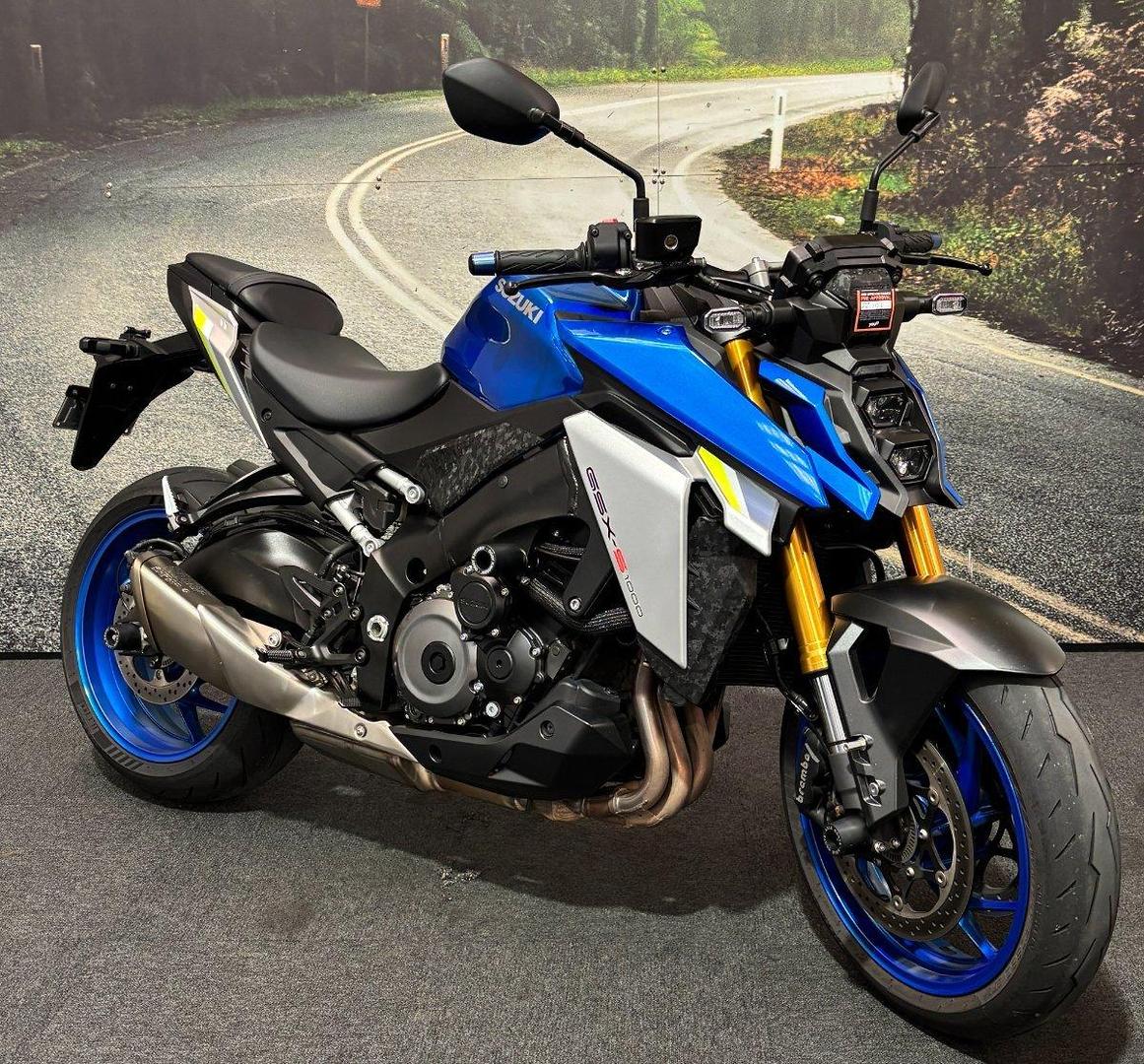 2023 SUZUKI GSX-S1000 ROAD