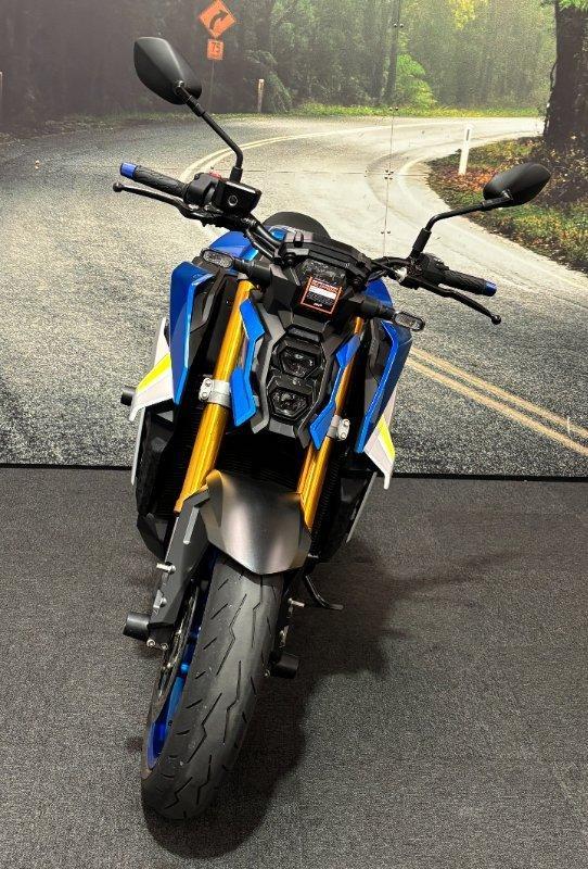 2023 SUZUKI GSX-S1000 ROAD