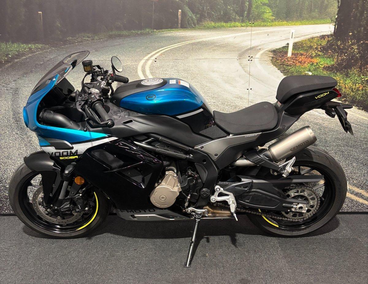 2025 CF MOTO 500 SR VOOM SPORTS