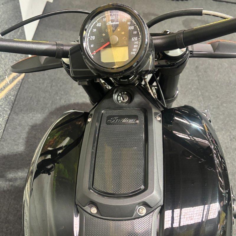 2019 INDIAN FTR 1200 ROAD