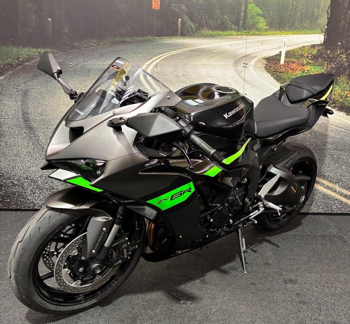 2026 KAWASAKI NINJA ZX-6R (636) SPORTS