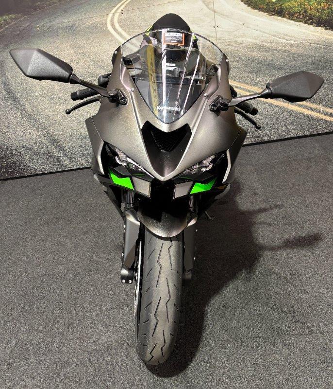 2026 KAWASAKI NINJA ZX-6R (636) SPORTS