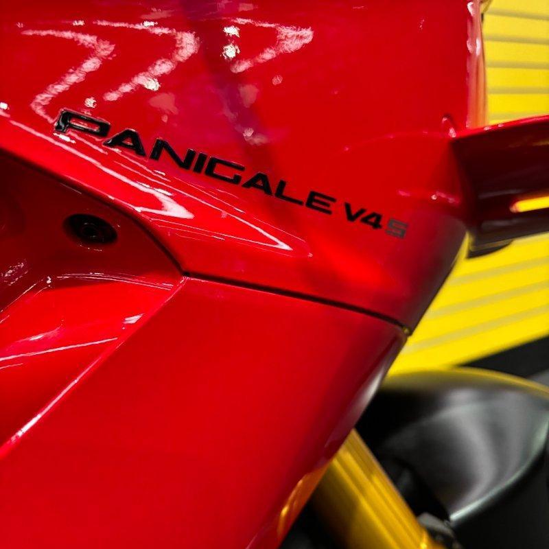 2024 DUCATI PANIGALE V4 S SPORTS