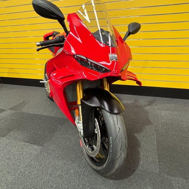 2024 DUCATI PANIGALE V4 S SPORTS