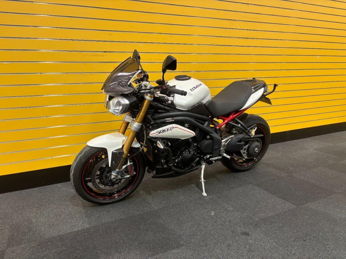 2012 TRIUMPH SPEED TRIPLE R-ABS SPORTS