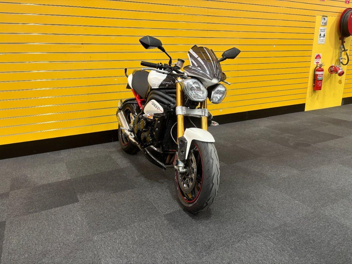 2012 TRIUMPH SPEED TRIPLE R-ABS SPORTS