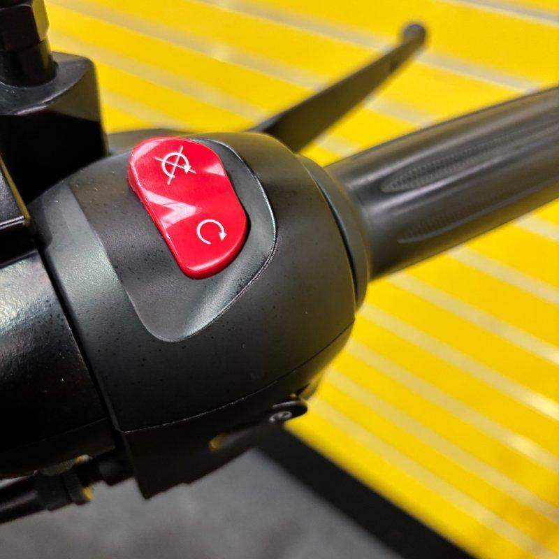 2016 VICTORY HAMMER 8-BALL CRUISER