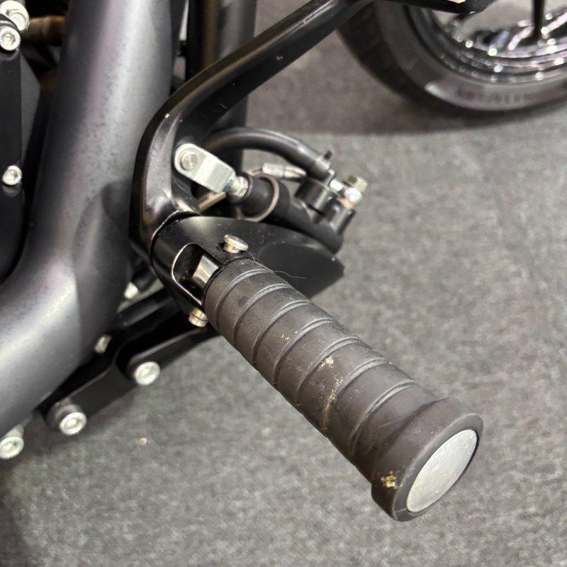 2016 VICTORY HAMMER 8-BALL CRUISER