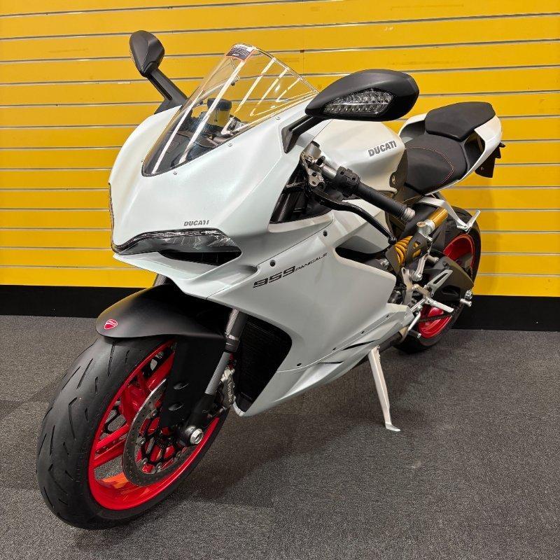 2018 DUCATI 959 PANIGALE (WHITE) SPORTS