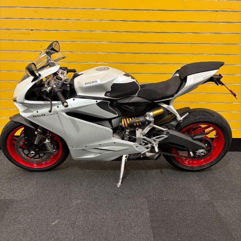 2018 DUCATI 959 PANIGALE (WHITE) SPORTS