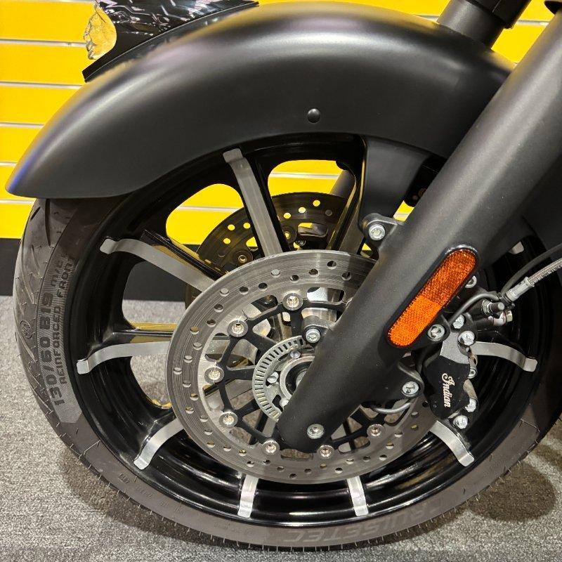 2021 INDIAN SPRINGFIELD DARK HORSE CRUISER