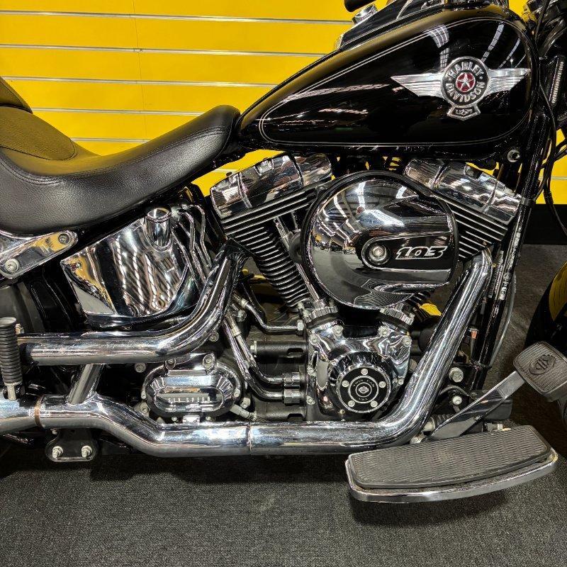 2017 HARLEY-DAVIDSON FLSTF FAT BOY CRUISER