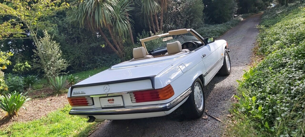 1987 MERCEDES-BENZ 500 SL AUTOMATIC 2D CONVERTIBLE