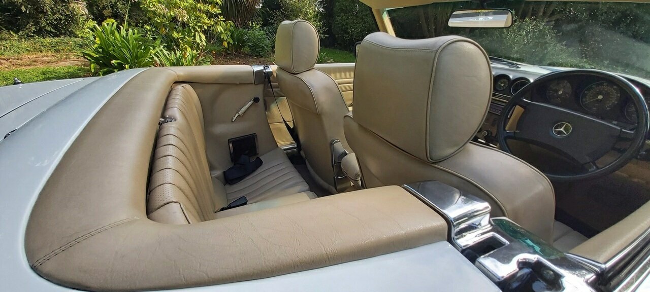 1987 MERCEDES-BENZ 500 SL AUTOMATIC 2D CONVERTIBLE