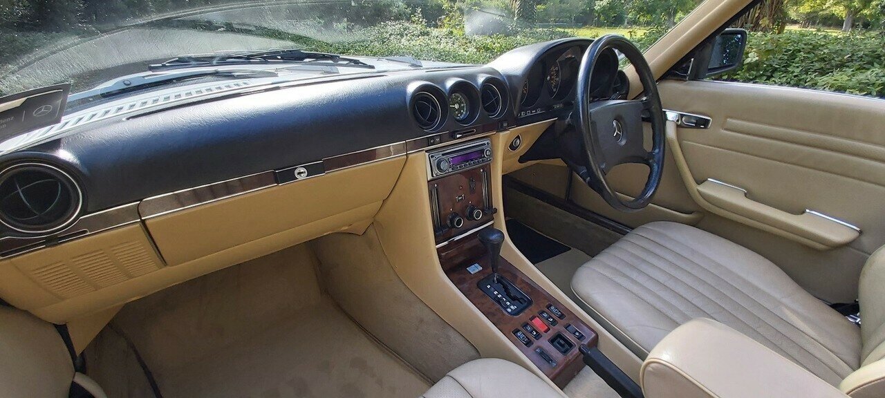 1987 MERCEDES-BENZ 500 SL AUTOMATIC 2D CONVERTIBLE