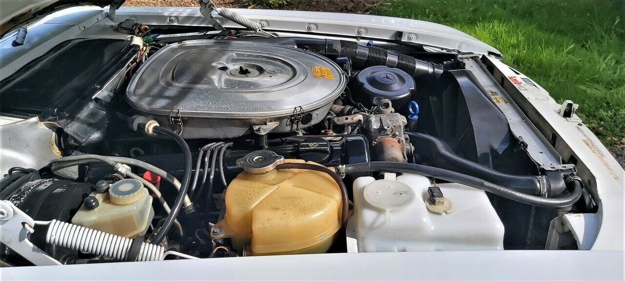 1987 MERCEDES-BENZ 500 SL AUTOMATIC 2D CONVERTIBLE