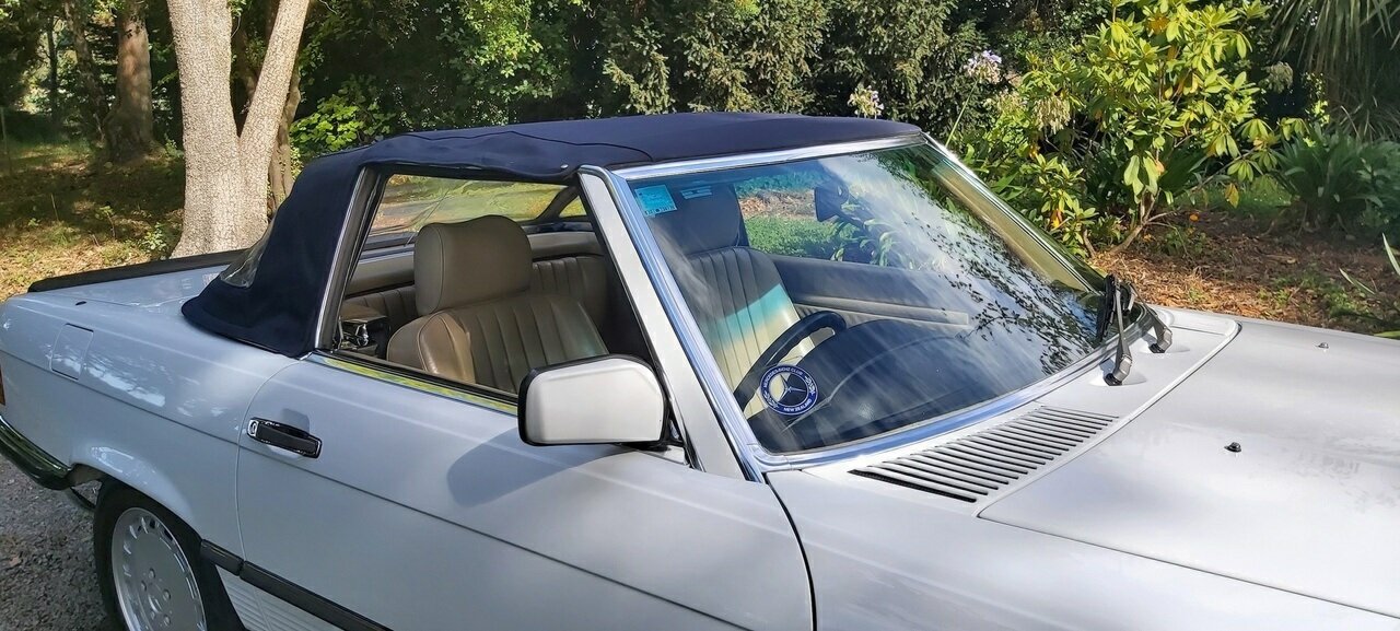 1987 MERCEDES-BENZ 500 SL AUTOMATIC 2D CONVERTIBLE