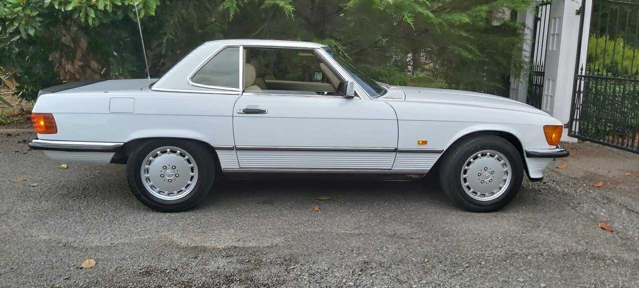1987 MERCEDES-BENZ 500 SL AUTOMATIC 2D CONVERTIBLE