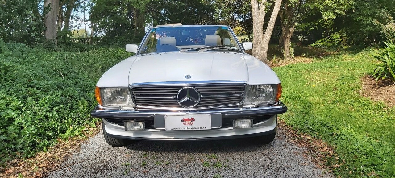 1987 MERCEDES-BENZ 500 SL AUTOMATIC 2D CONVERTIBLE