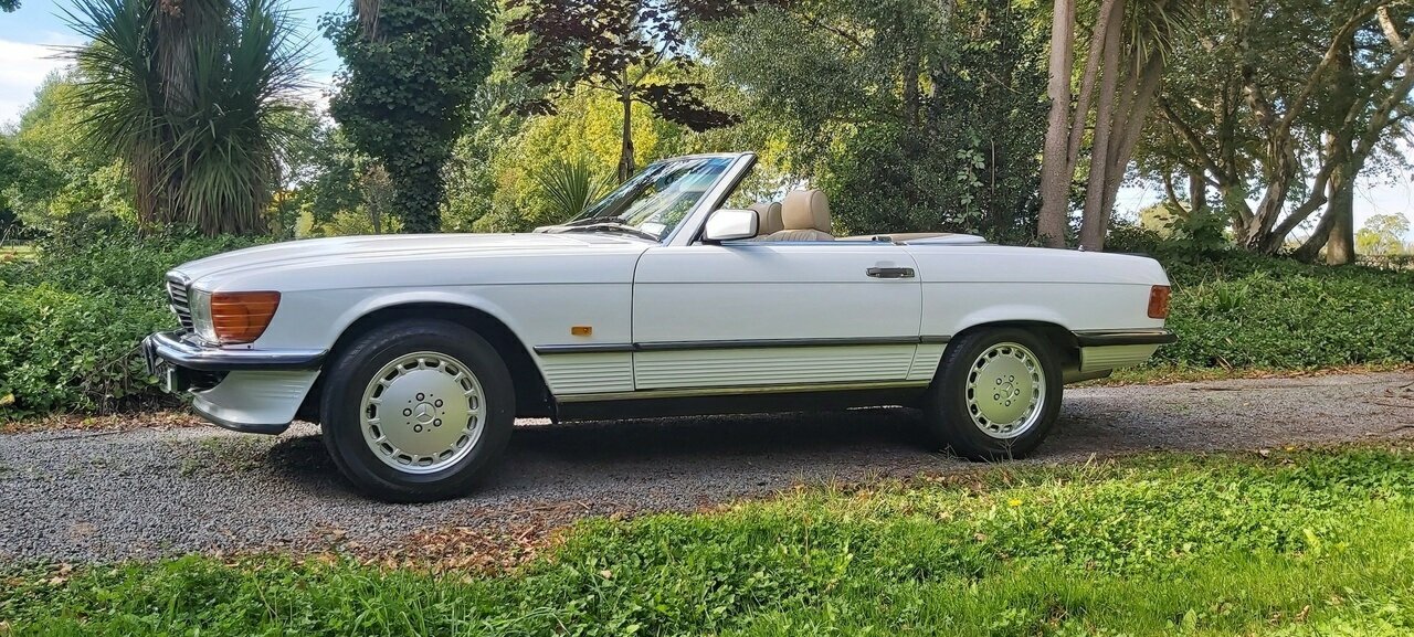 1987 MERCEDES-BENZ 500 SL AUTOMATIC 2D CONVERTIBLE