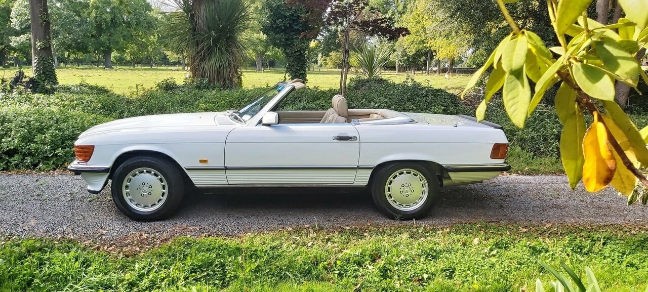 1987 MERCEDES-BENZ 500 SL AUTOMATIC 2D CONVERTIBLE