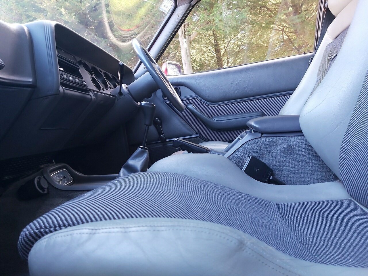 1986 FORD CAPRI 3 5 SP MANUAL 2D COUPE
