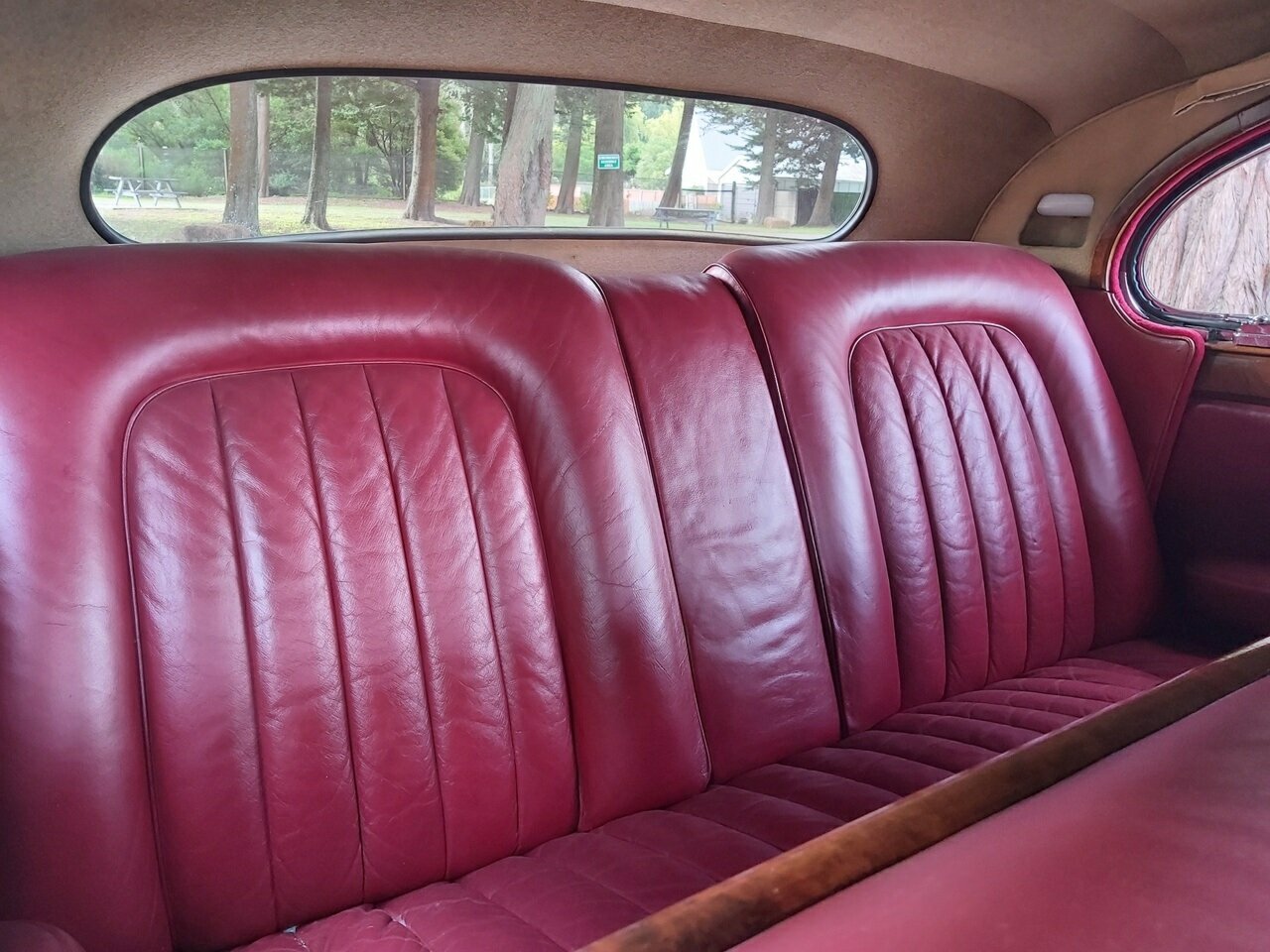1959 JAGUAR MARK VIII AUTOMATIC SEDAN