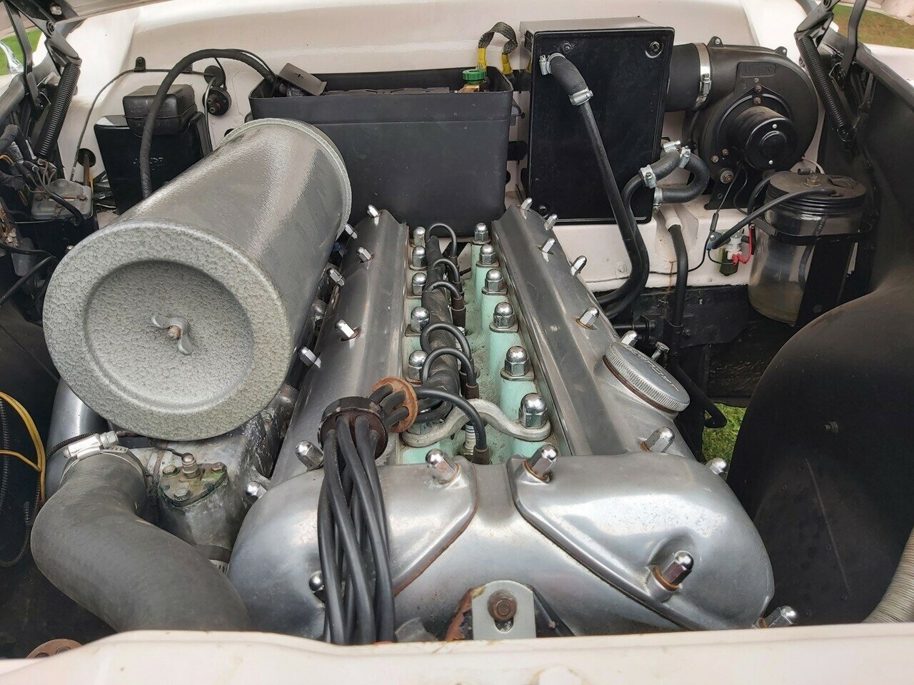 1959 JAGUAR MARK VIII AUTOMATIC SEDAN