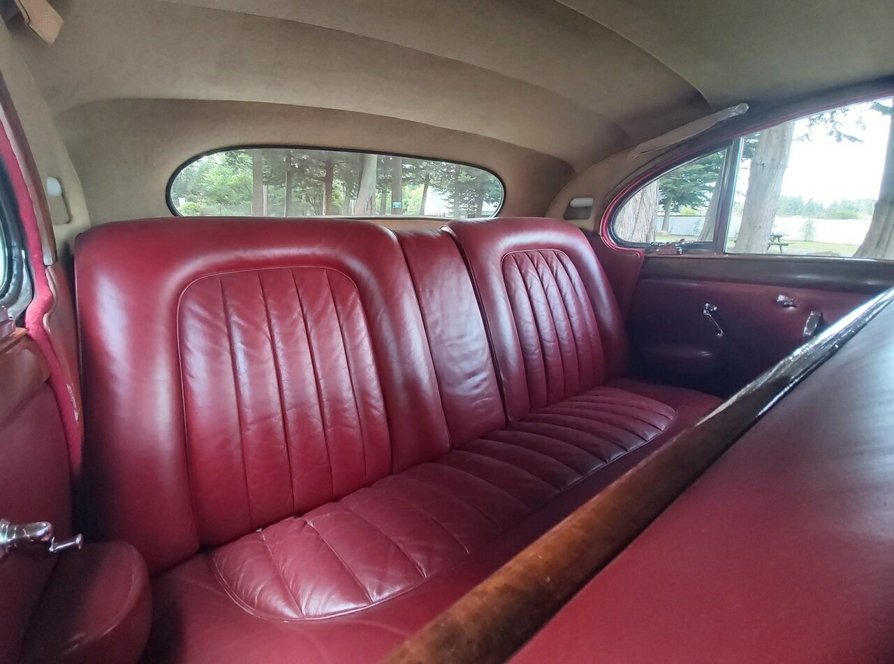 1959 JAGUAR MARK VIII AUTOMATIC SEDAN