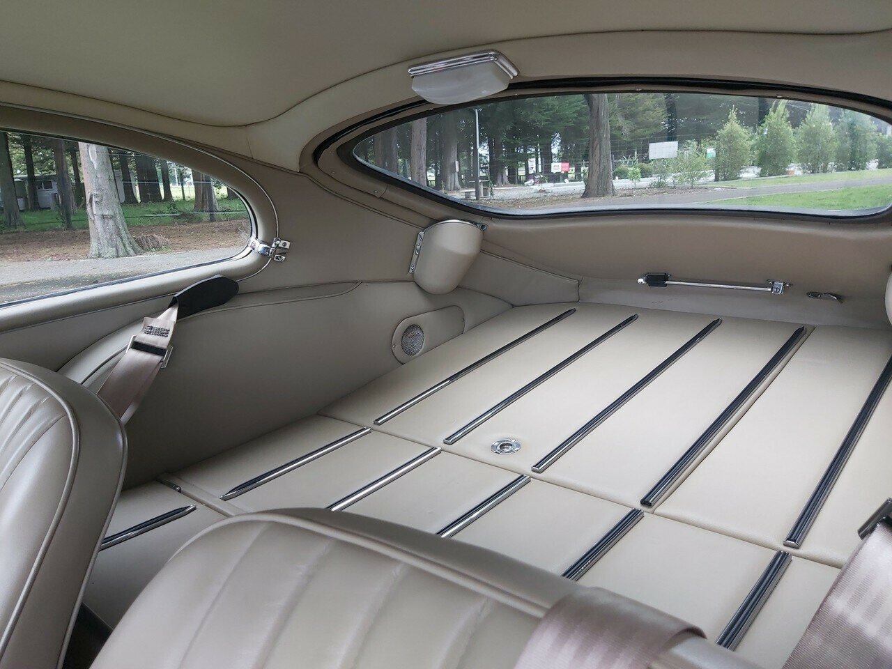 1965 JAGUAR E TYPE SERIES 1 4.2 4 SP MANUAL 2D COUPE