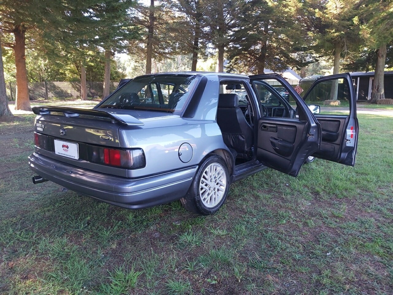 1988 FORD SIERRA RS SAPPHIRE COSWORTH 5 SP MANUAL 4D SEDAN