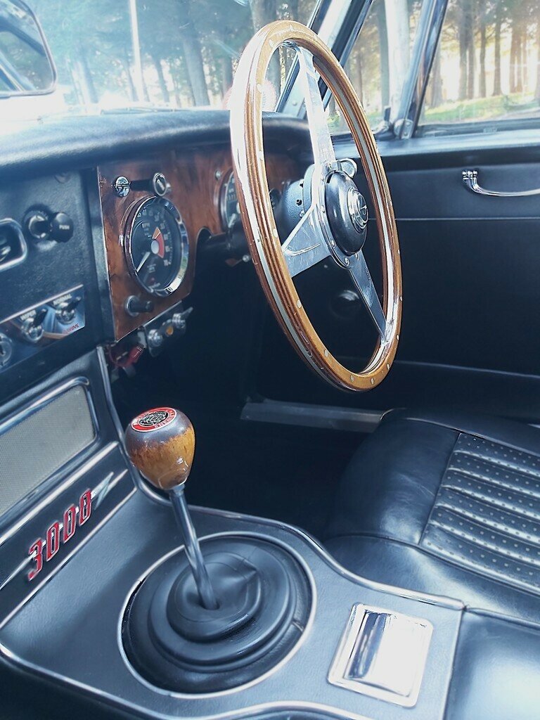 1967 AUSTIN HEALEY 3000 MK III 4 SP MANUAL + OVERDRIVE 2D CONVERTIBLE