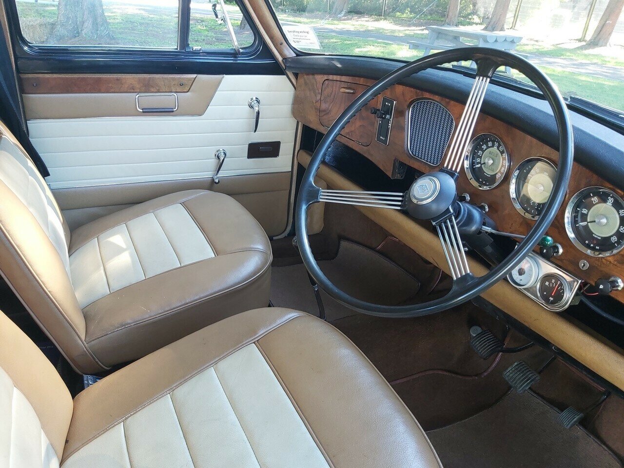 1960 RILEY 1.5 LITRE 4 SP MANUAL SEDAN
