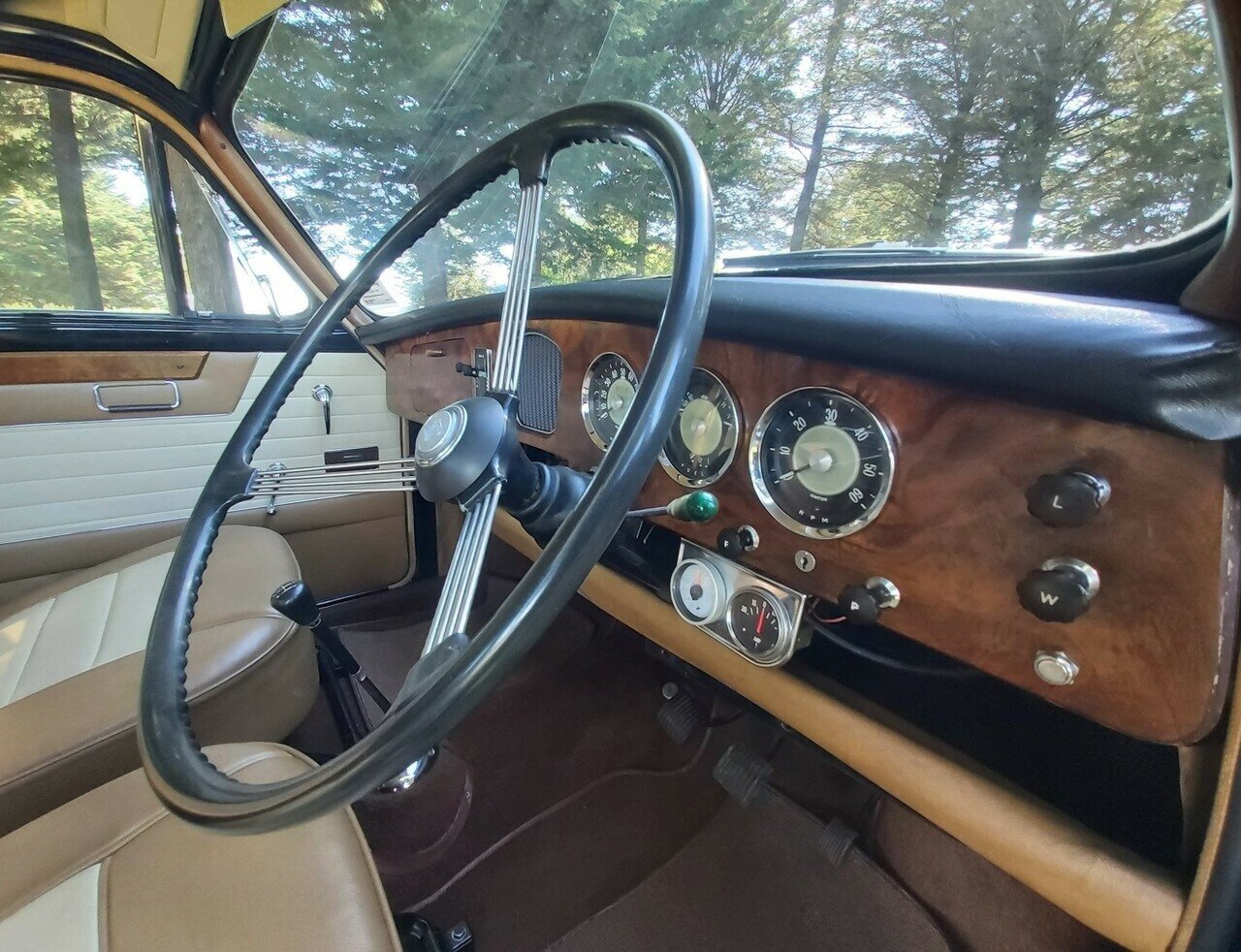 1960 RILEY 1.5 LITRE 4 SP MANUAL SEDAN