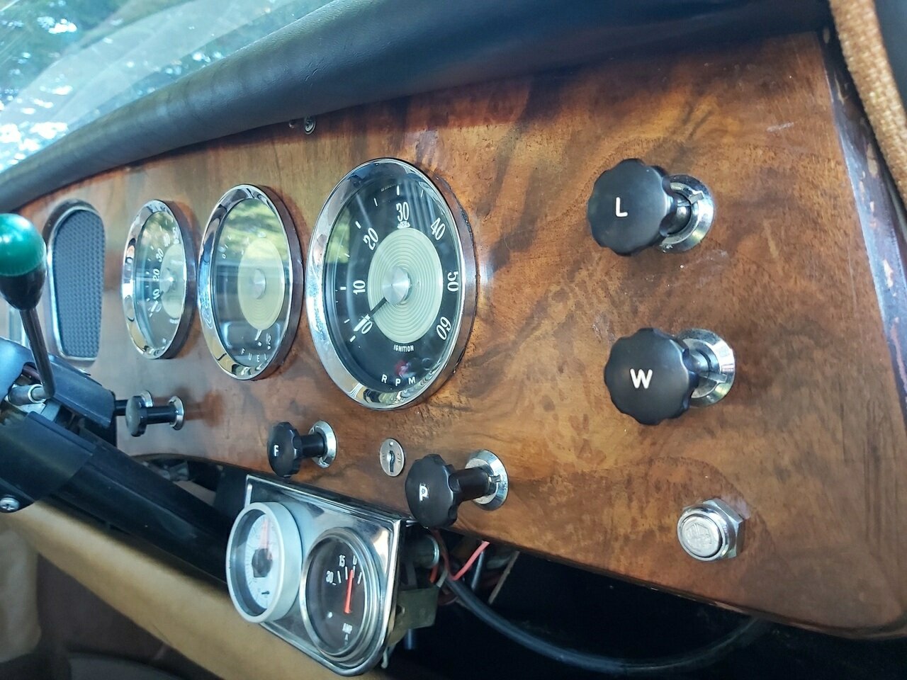 1960 RILEY 1.5 LITRE 4 SP MANUAL SEDAN