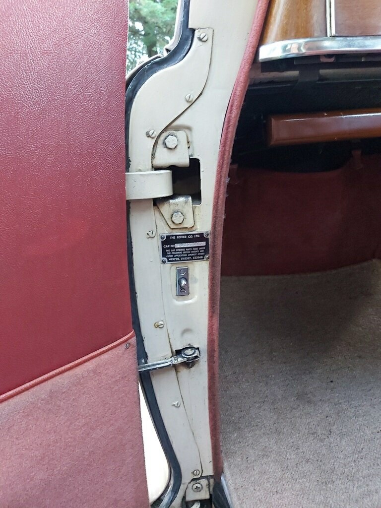 1958 ROVER 105 S 4D SEDAN