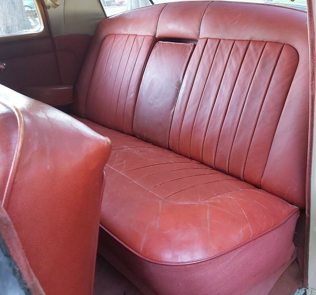 1958 ROVER 105 S 4D SEDAN