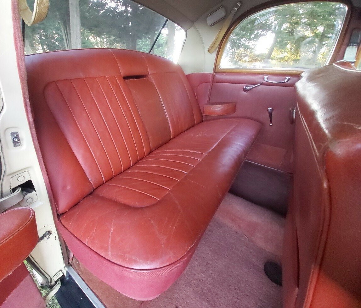 1958 ROVER 105 S 4D SEDAN