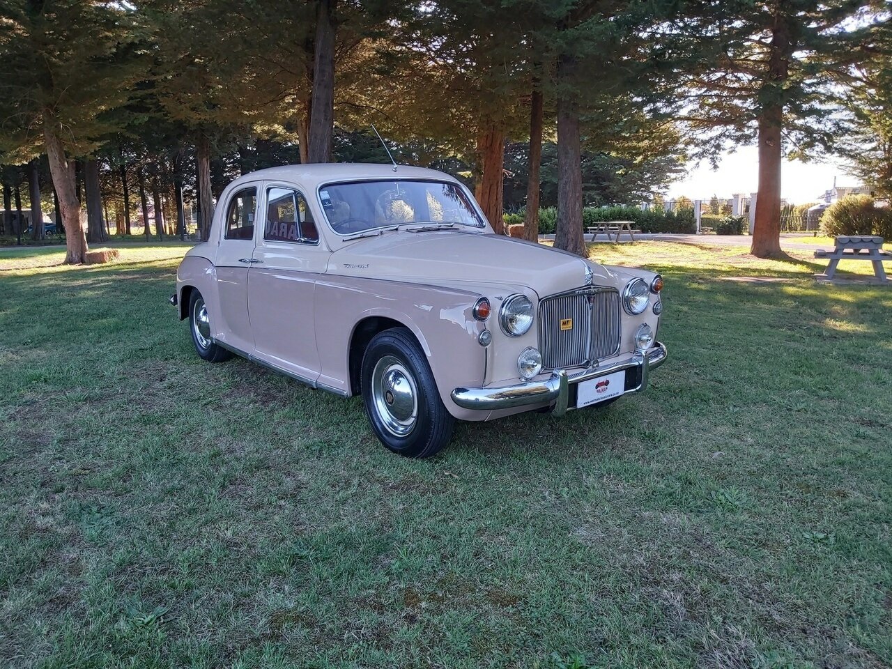 1958 ROVER 105 S 4D SEDAN