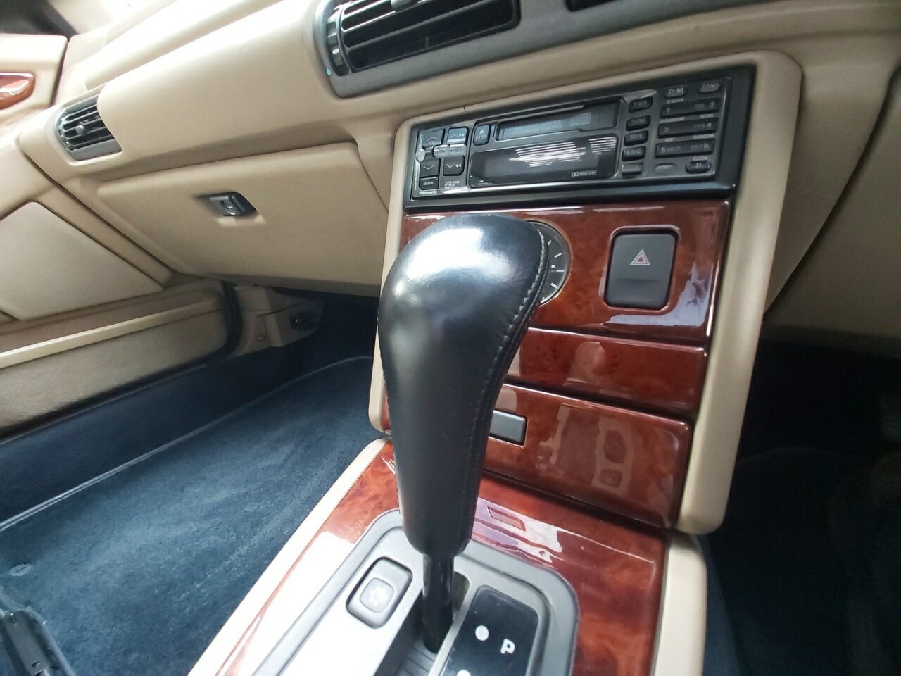 1997 ROVER 825 AUTOMATIC 2D COUPE