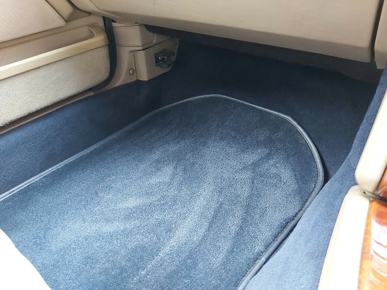 1997 ROVER 825 AUTOMATIC 2D COUPE